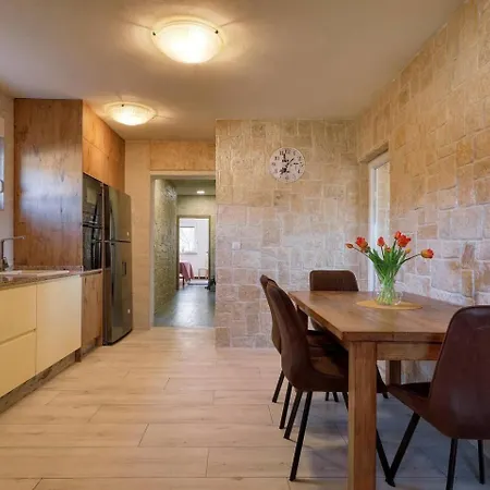 Stone House Captivating In Zadar Vila Pridraga