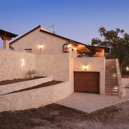 Stone House Captivating In Zadar