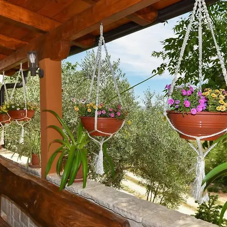 Вилла Stone House Captivating In Zadar